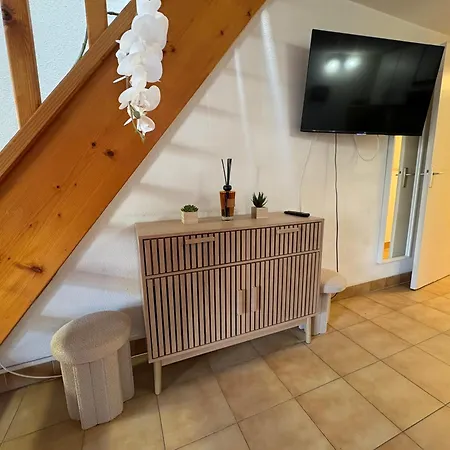 Apartment Sm1345 Mezzanine Maxime 5 Couchages Sainte-Maxime