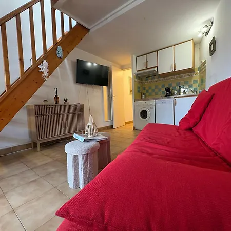 Apartment Sm1345 Mezzanine Maxime 5 Couchages